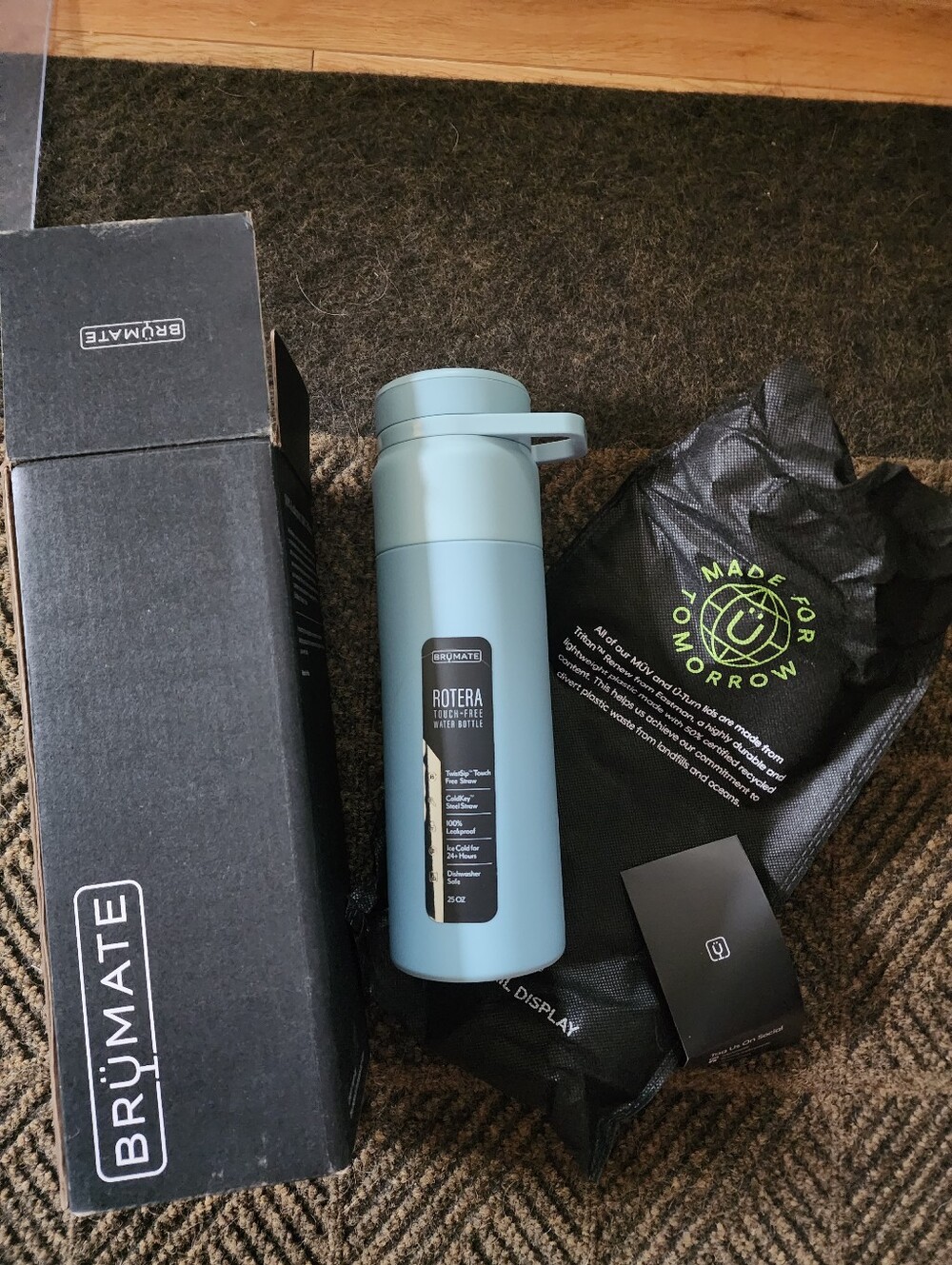 NEW Brumate Rotera Water Bottle, 25oz Mist